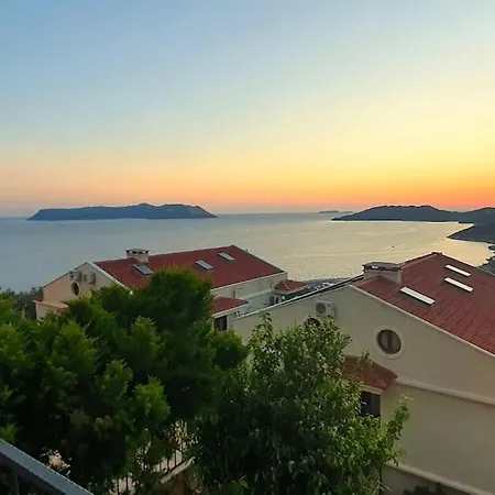 Lejlighed With View And Swimming Pool *